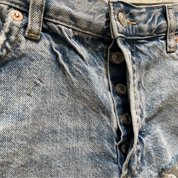 NWT Free People distressed denim shorts mid rise ripped size 28 - Picture 13 of 14